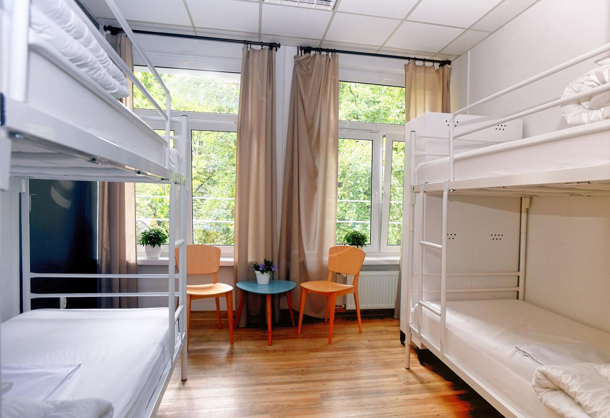 Hostal Centrum Private & Dorms