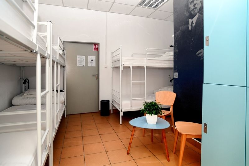 Hostal Centrum Private & Dorms